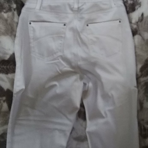 Time & Tru - Picture 5 of 5